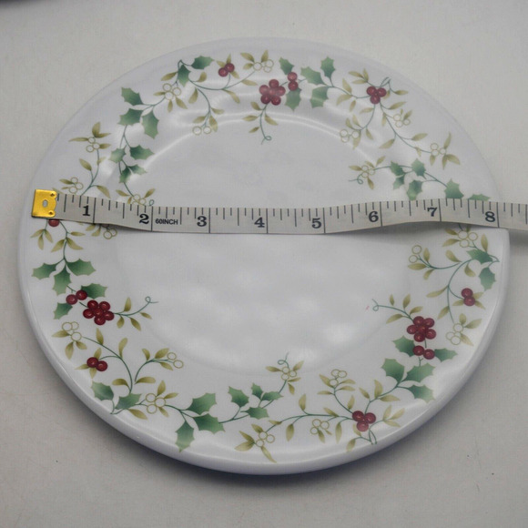 NEW Set Of 4 Pfaltzgraff Melamine Winterberry Salad Dessert Plates 8.25 Inches - Picture 3 of 6